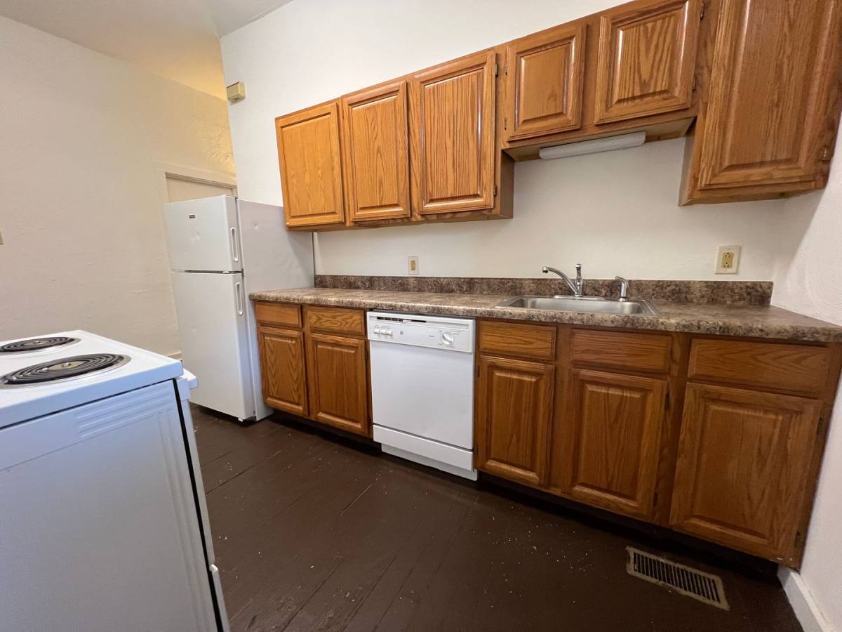 Apartment for rent at 333 Morewood Ave, Pittsburgh, PA 15213