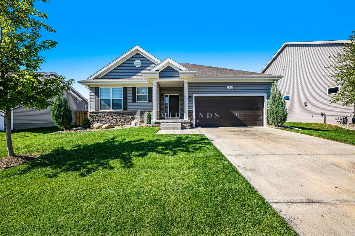 House for rent at 7822 S 184th Ave, Omaha, NE 68136