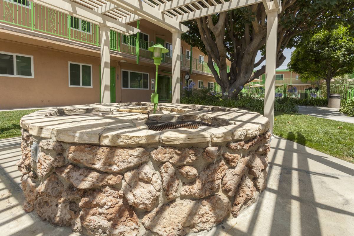 Apartment for rent at 17908 Woodruff Ave, Bellflower, CA 90706