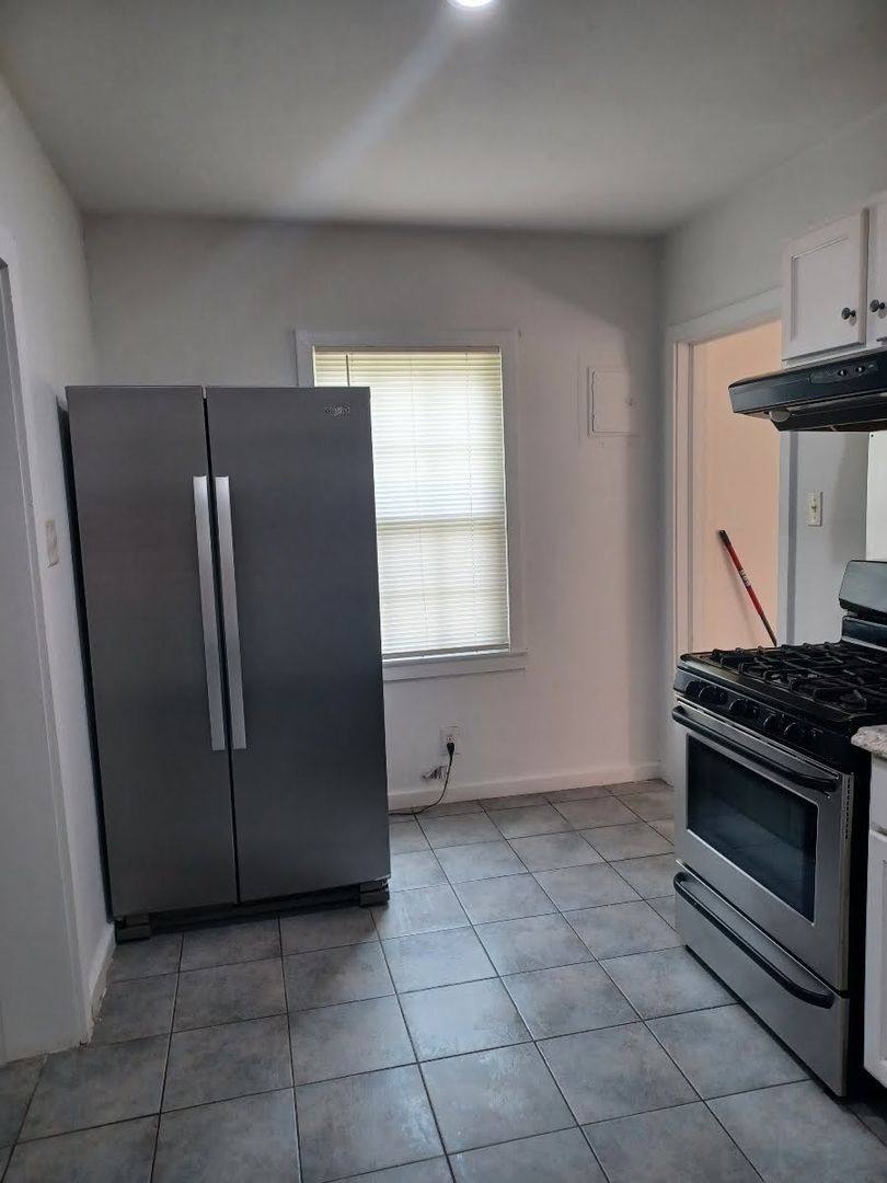 House for rent at 955 Cloverdale Dr, Mobile, AL 36606