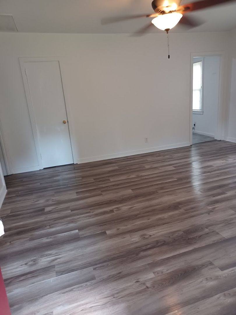 House for rent at 955 Cloverdale Dr, Mobile, AL 36606