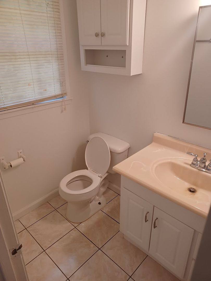 House for rent at 955 Cloverdale Dr, Mobile, AL 36606