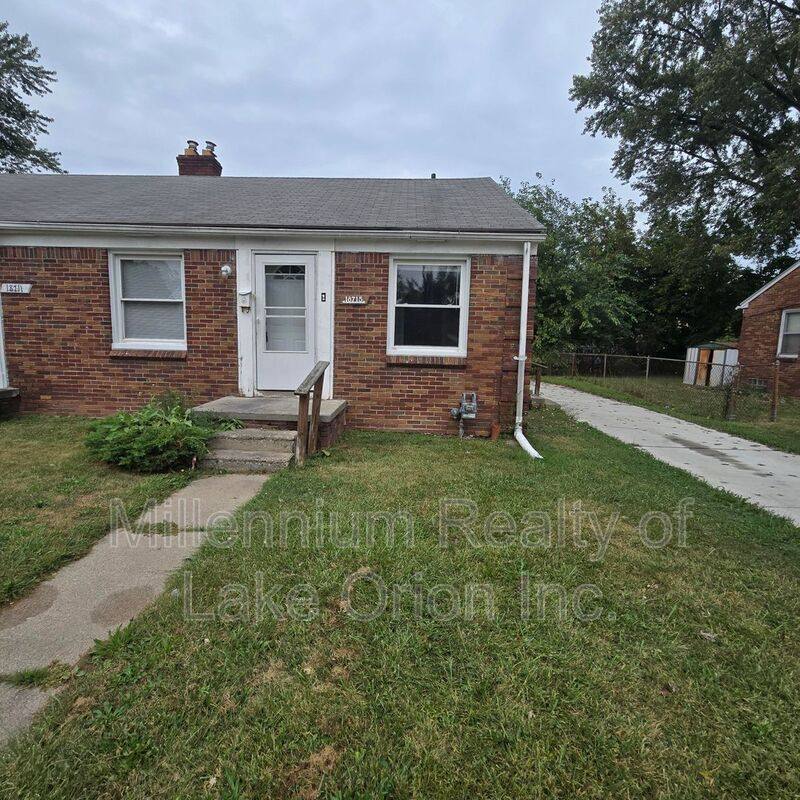 House for rent at 18715 Roscommon St, Harper Woods, MI 48225