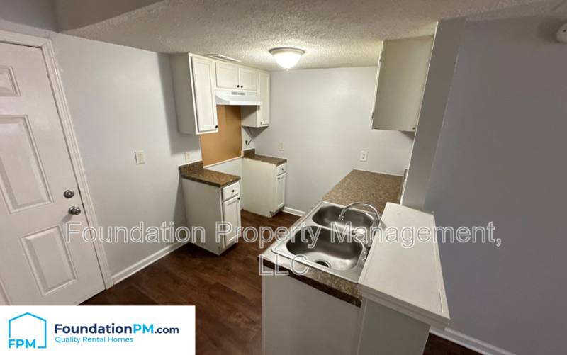 House for rent at 3743 Cambridge Station Dr, Memphis, TN 38115