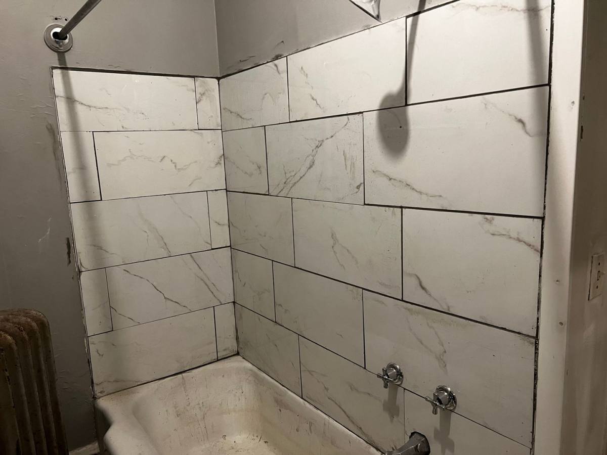 Apartment for rent at 1413-15 Howard St, Evanston, IL 60202