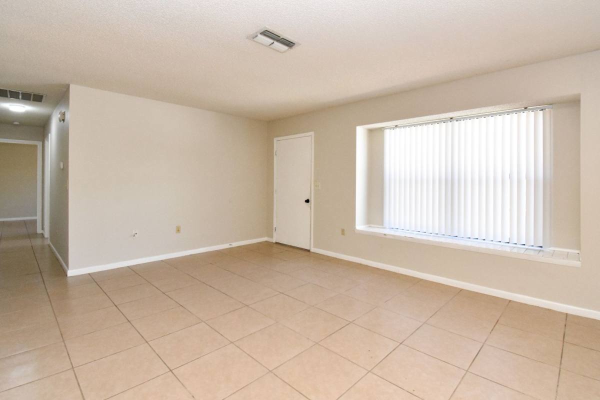 House for rent at 27 Sapphire Run, Ocala, FL 34472