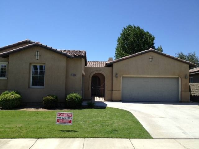 House for rent at 5309 Pelican Hill Dr, Bakersfield, CA 93312