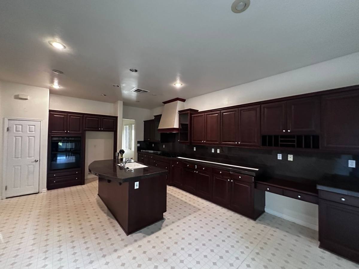 House for rent at 5309 Pelican Hill Dr, Bakersfield, CA 93312