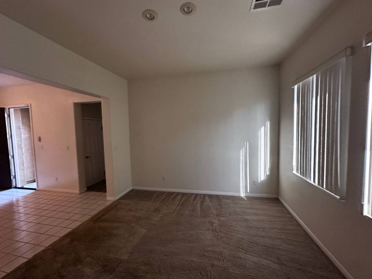 House for rent at 5309 Pelican Hill Dr, Bakersfield, CA 93312