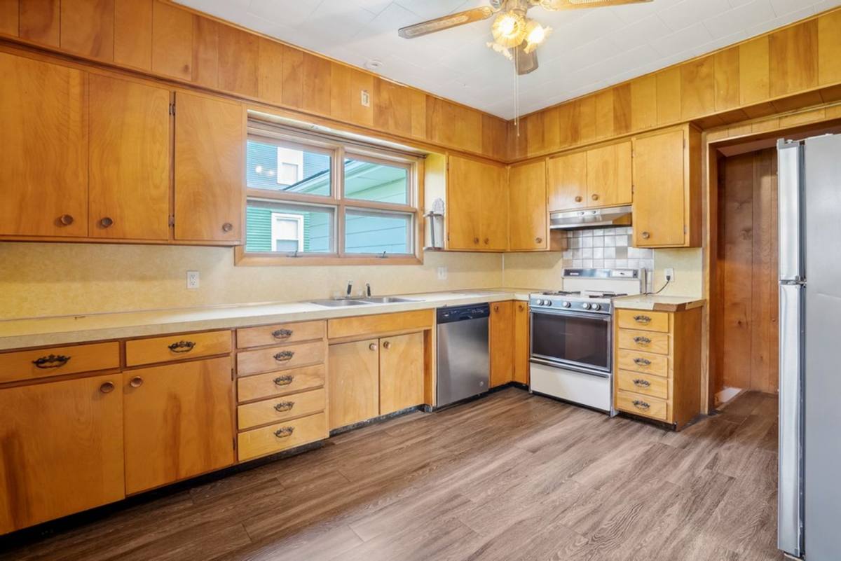 House for rent at 1721 Clay St, Cedar Falls, IA 50613