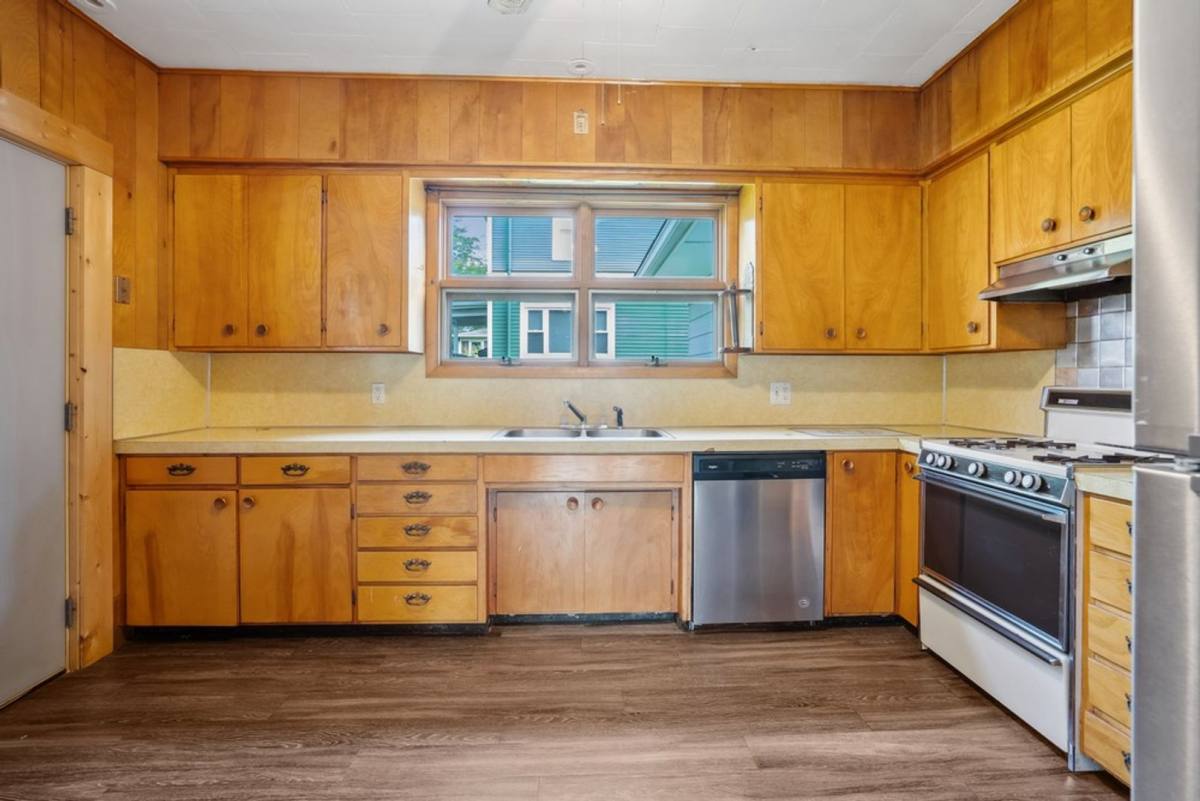 House for rent at 1721 Clay St, Cedar Falls, IA 50613