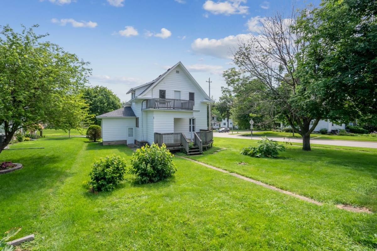 House for rent at 1721 Clay St, Cedar Falls, IA 50613