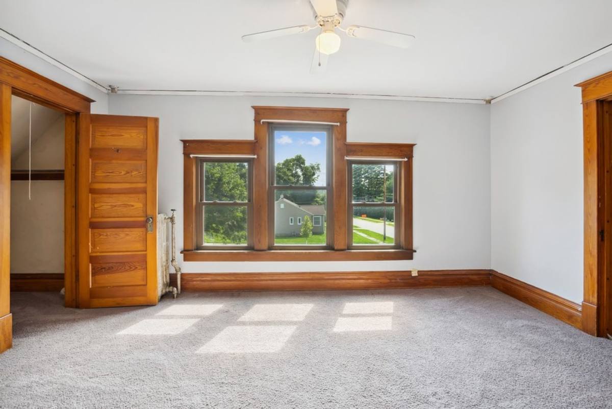 House for rent at 1721 Clay St, Cedar Falls, IA 50613