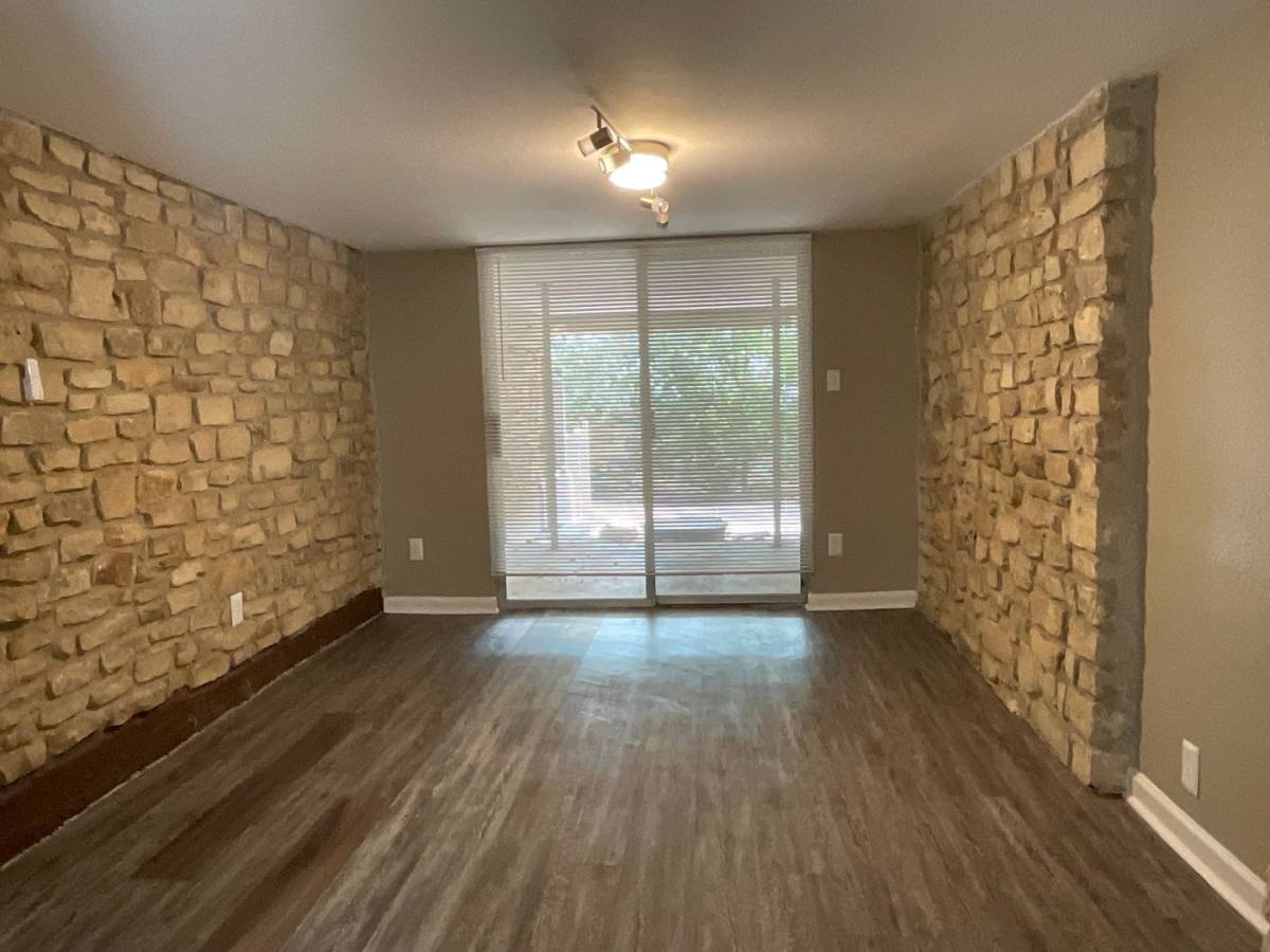 Apartment for rent at 400 Green Leaf, Horseshoe Bay, TX 78657