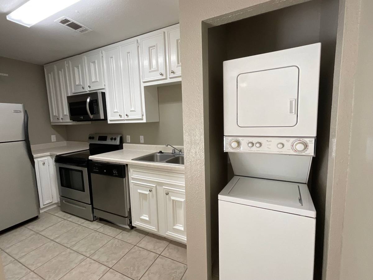 Apartment for rent at 400 Green Leaf, Horseshoe Bay, TX 78657