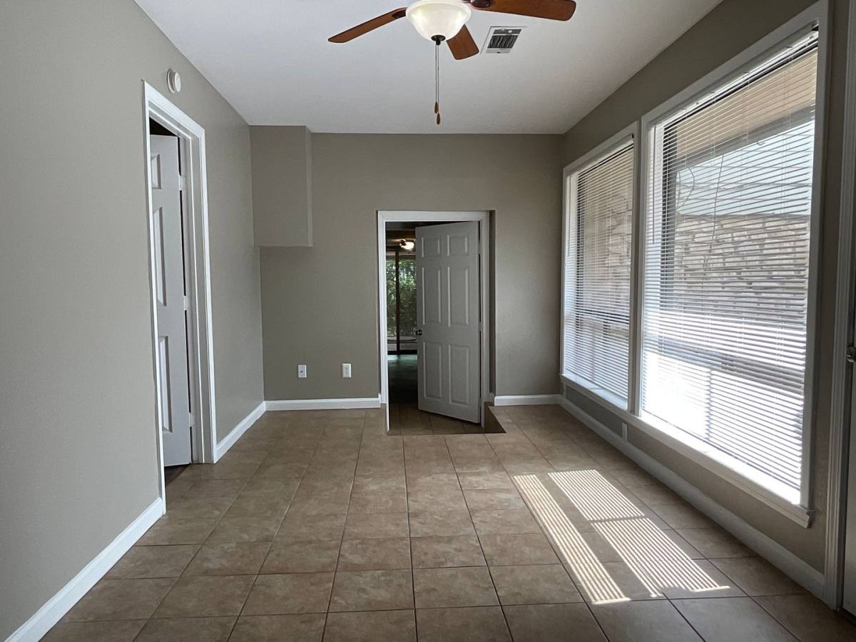 Apartment for rent at 400 Green Leaf, Horseshoe Bay, TX 78657