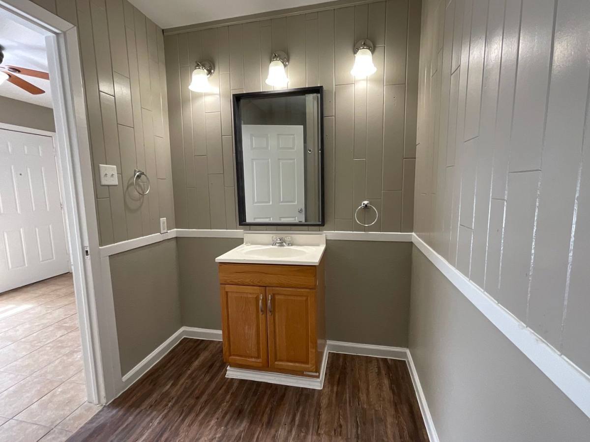 Apartment for rent at 400 Green Leaf, Horseshoe Bay, TX 78657