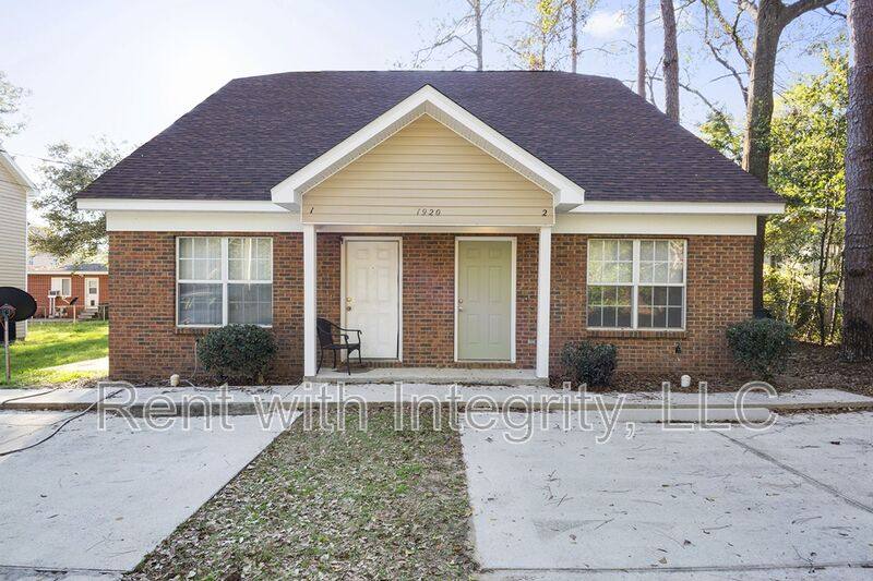 Townhouse for rent at 1920 Trimble Rd #2, Tallahassee, FL 32303