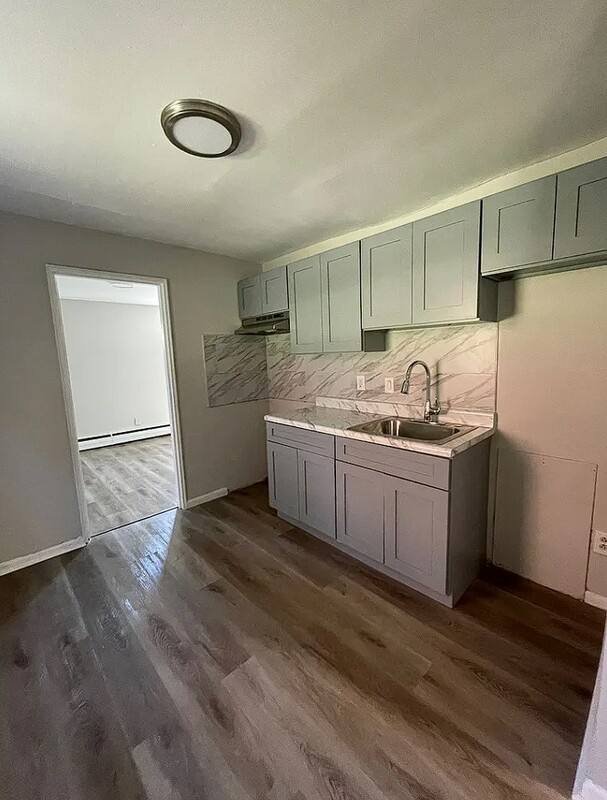 Apartment for rent at 903 E Cliveden St #1, Philadelphia, PA 19119