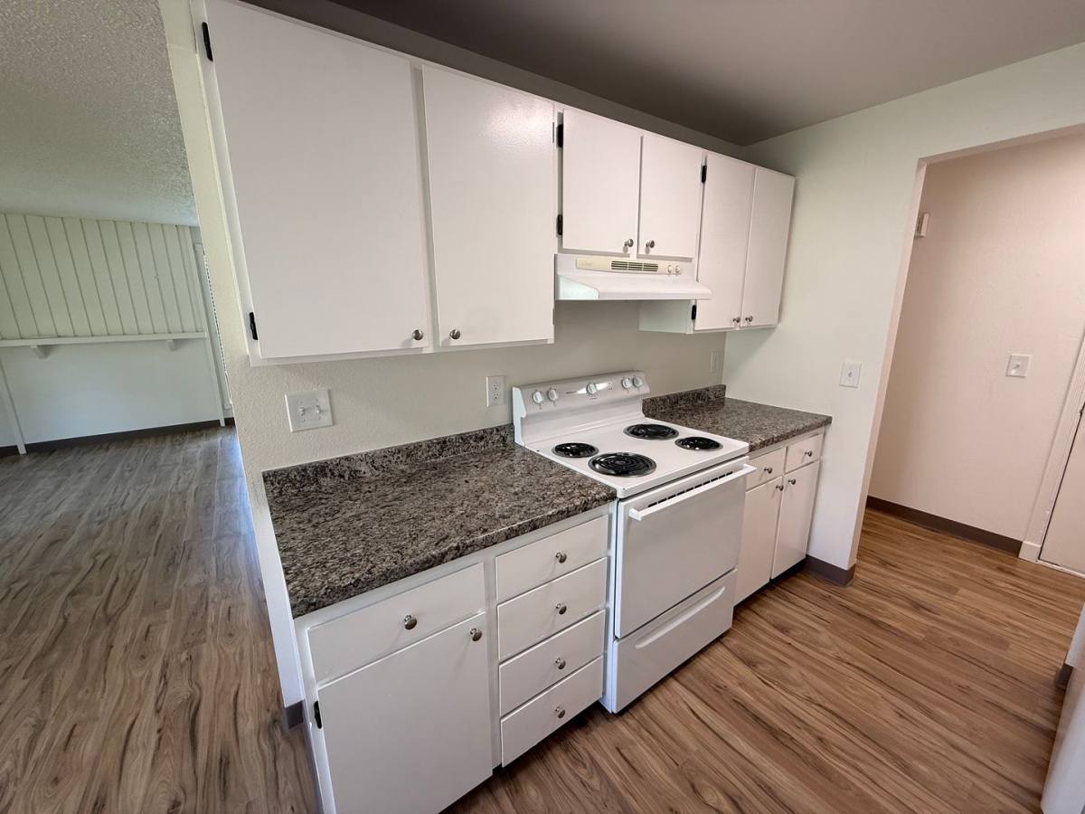 Apartment for rent at 2210 - 2212 N Houk Rd, Spokane, WA 99216