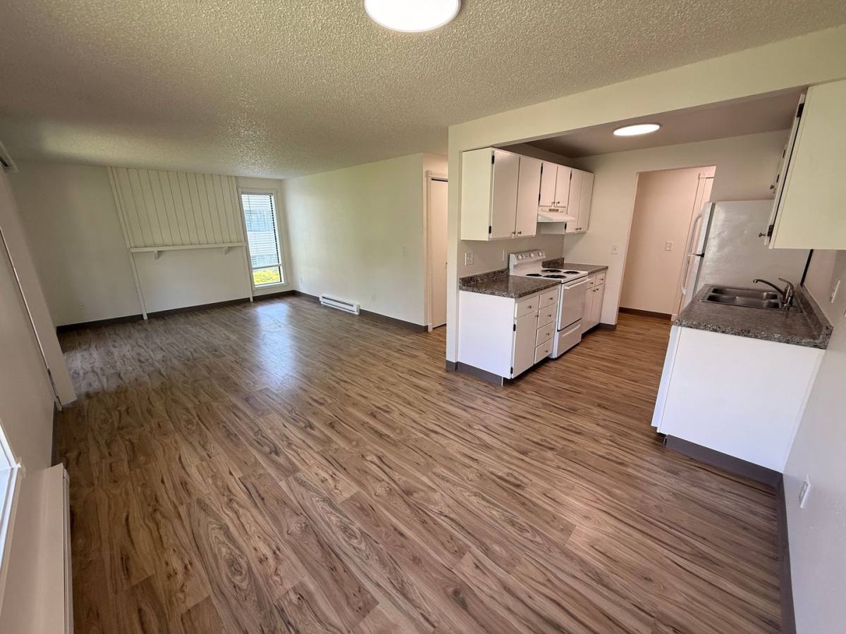 Apartment for rent at 2210 - 2212 N Houk Rd, Spokane, WA 99216