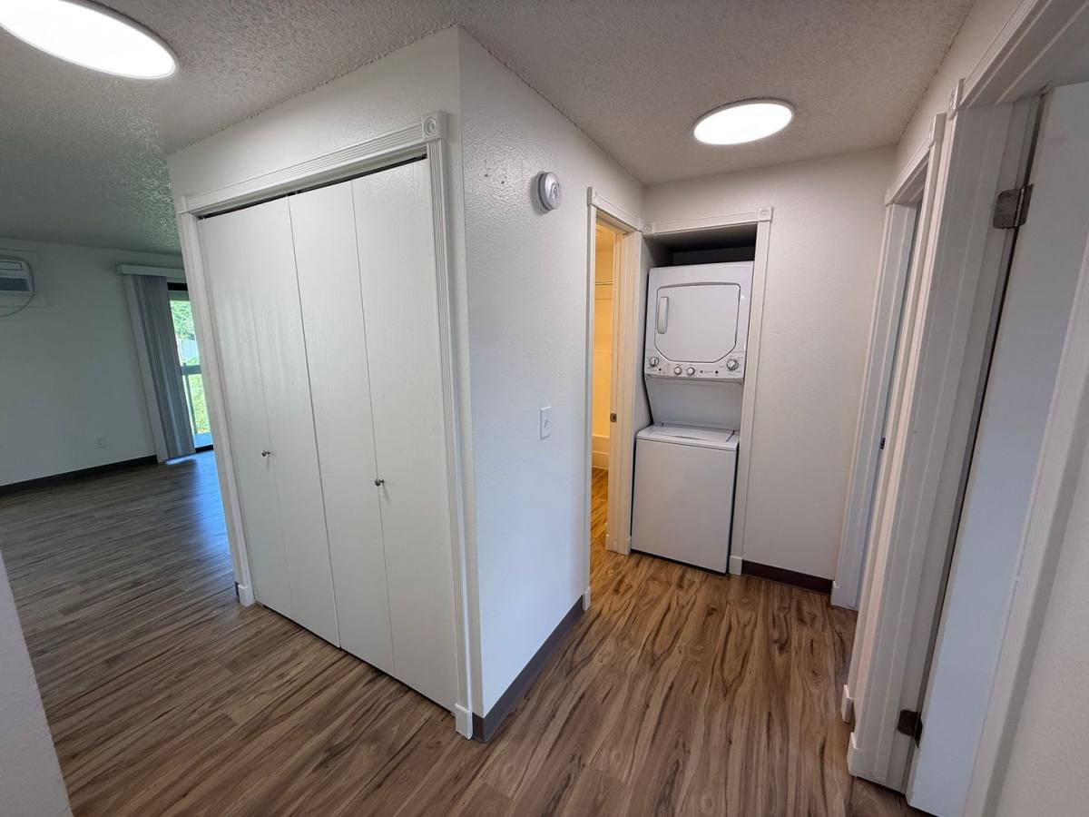 Apartment for rent at 2210 - 2212 N Houk Rd, Spokane, WA 99216
