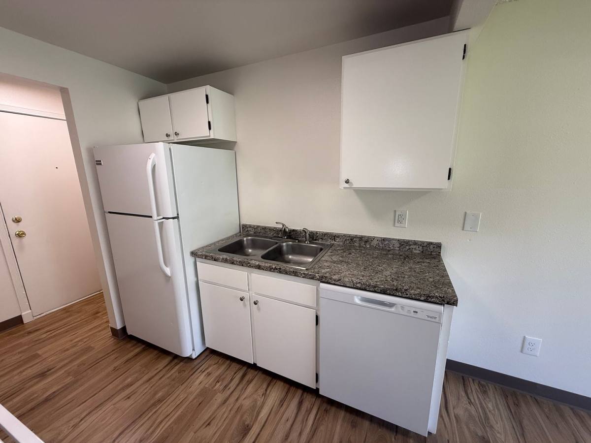 Apartment for rent at 2210 - 2212 N Houk Rd, Spokane, WA 99216