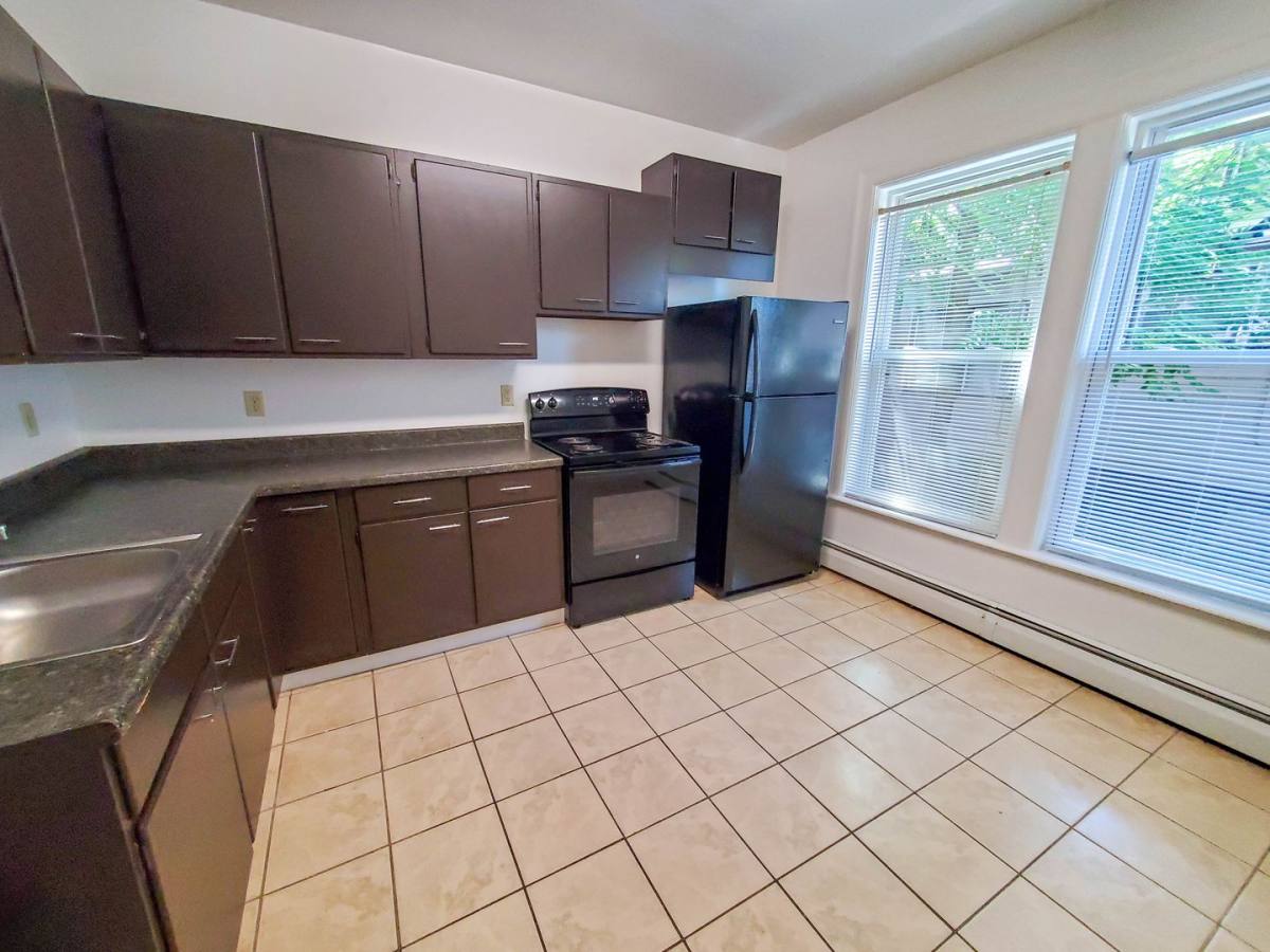 Apartment for rent at 403 W 9th St, Erie, PA 16502