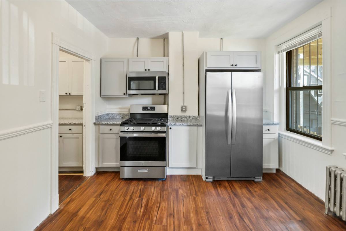 Apartment for rent at 868 Huntington Ave #2, Boston, MA 02115