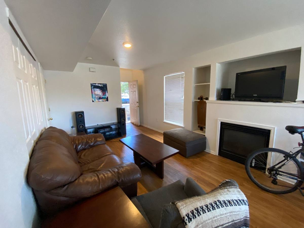 Apartment for rent at 845 30th St, Boulder, CO 80303