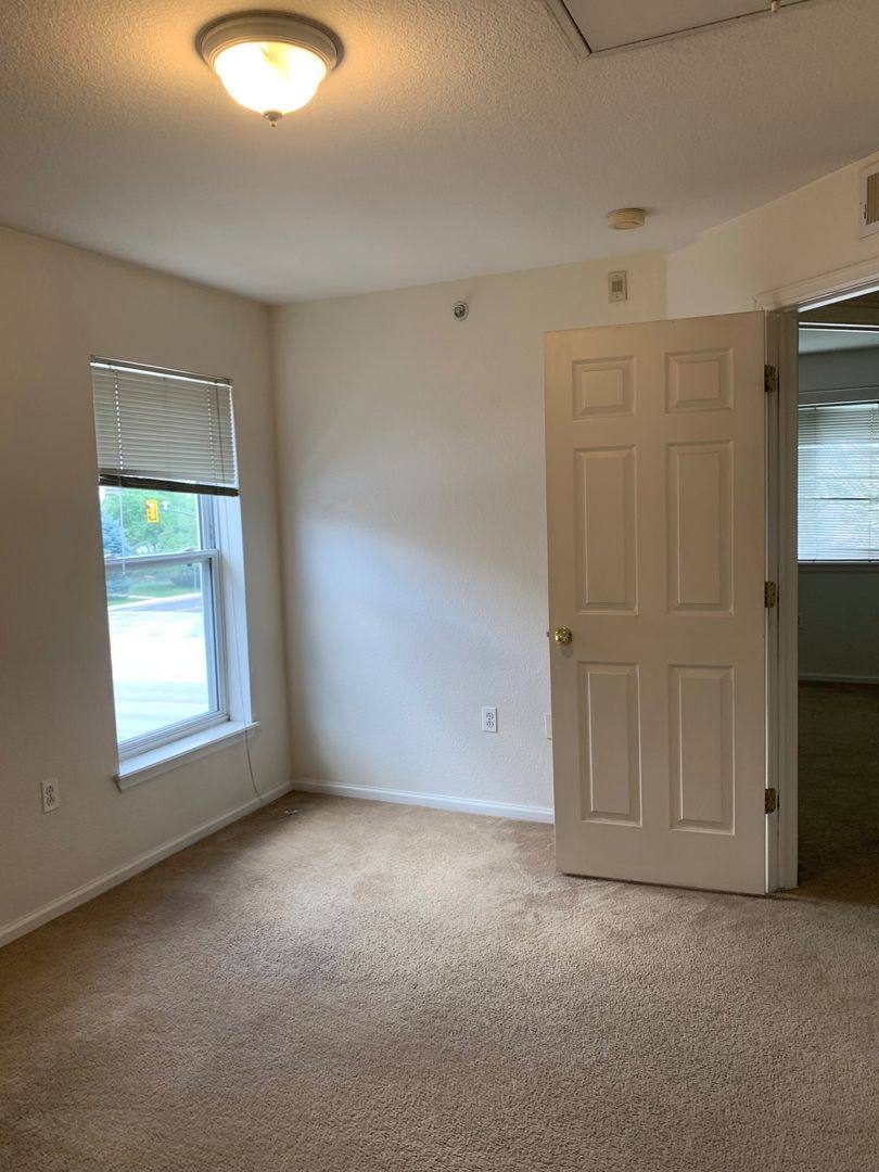 Apartment for rent at 865 30th St, Boulder, CO 80303