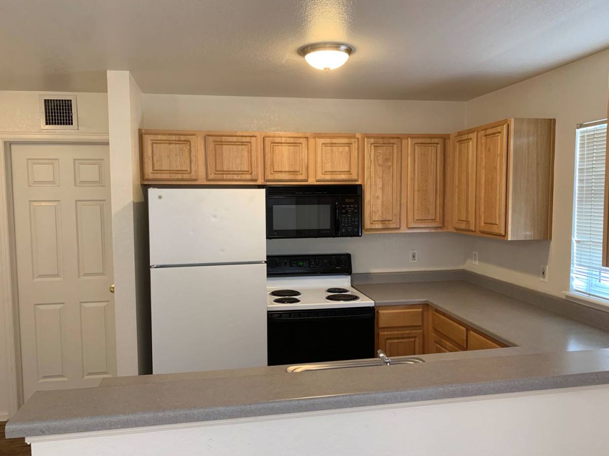 Apartment for rent at 865 30th St, Boulder, CO 80303