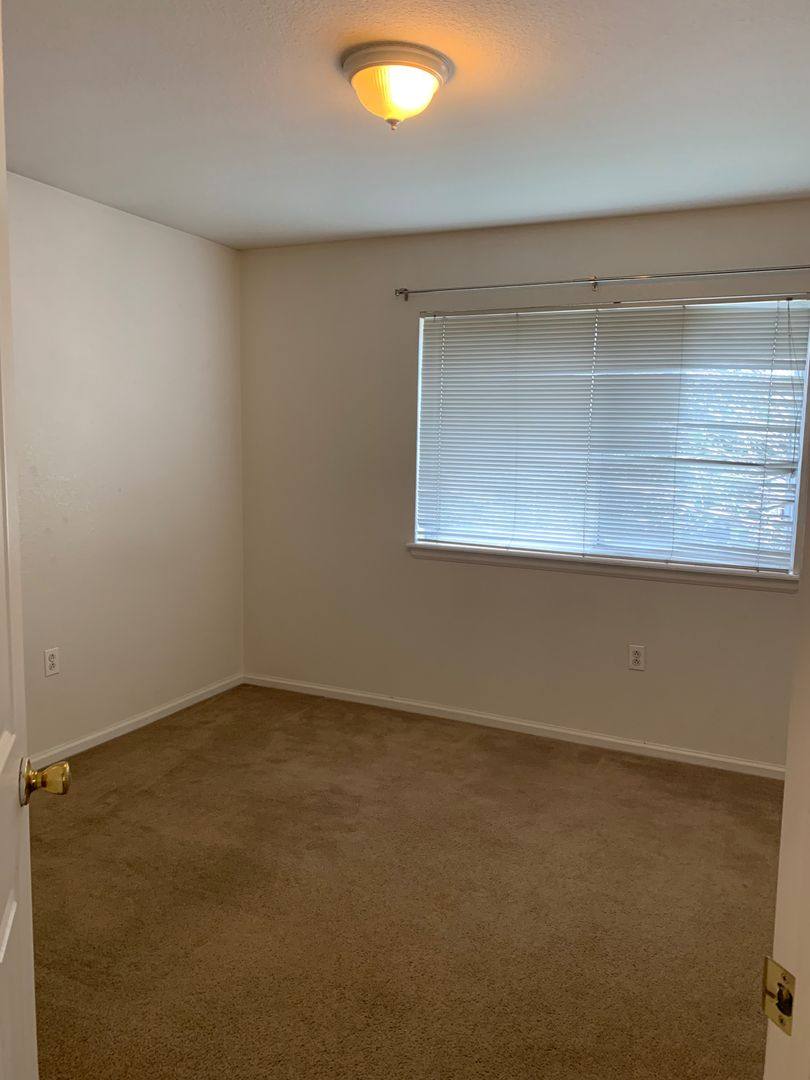 Apartment for rent at 865 30th St, Boulder, CO 80303
