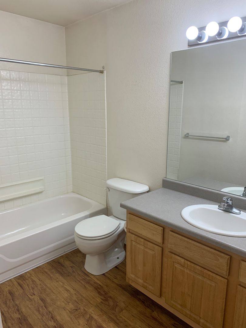 Apartment for rent at 865 30th St, Boulder, CO 80303