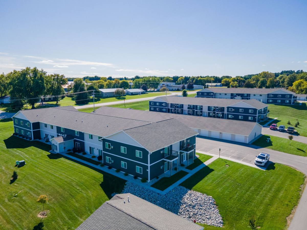 Townhouse for rent at 121 Givens Rd, Hortonville, WI 54944