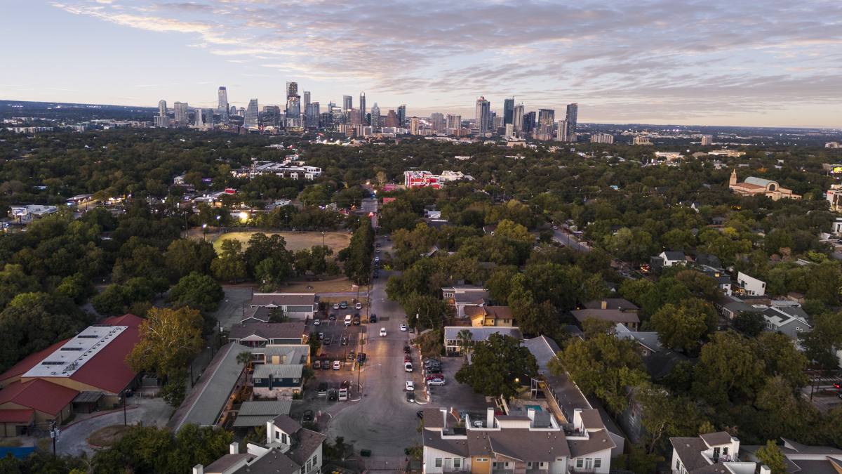 Apartment for rent at 2526 Durwood St #1-102, Austin, TX 78704