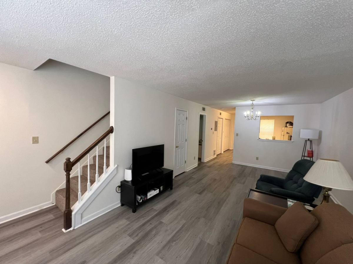 Apartment for rent at 1395 Cedar Shoals Dr, Athens, GA 30605