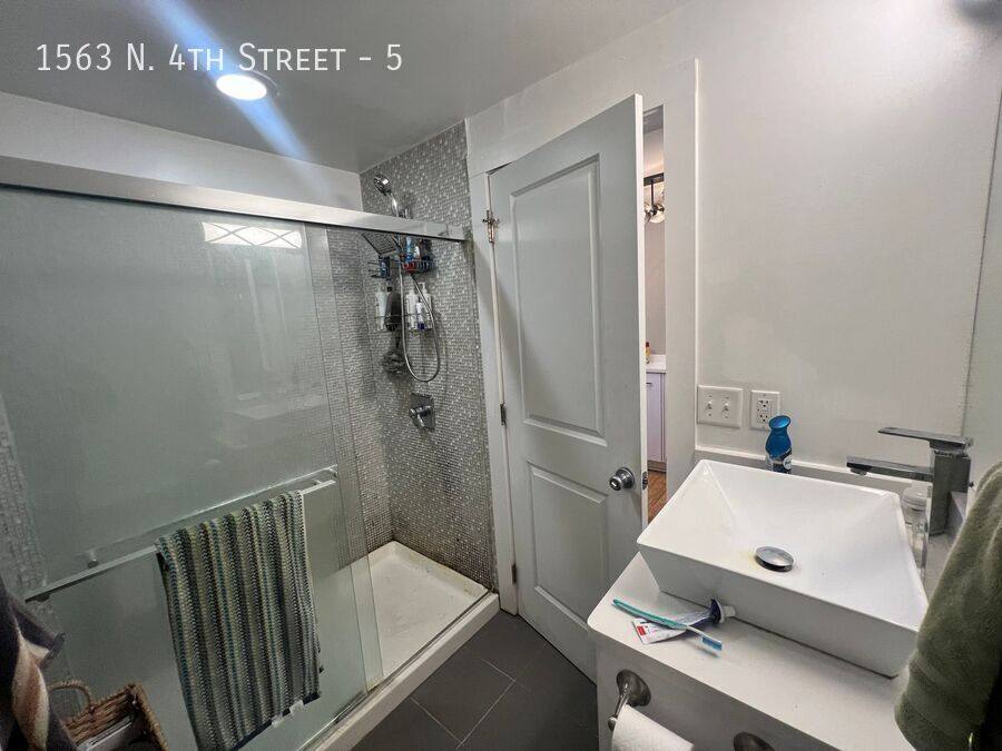 Apartment for rent at 1563 N 4th St #5, Columbus, OH 43201