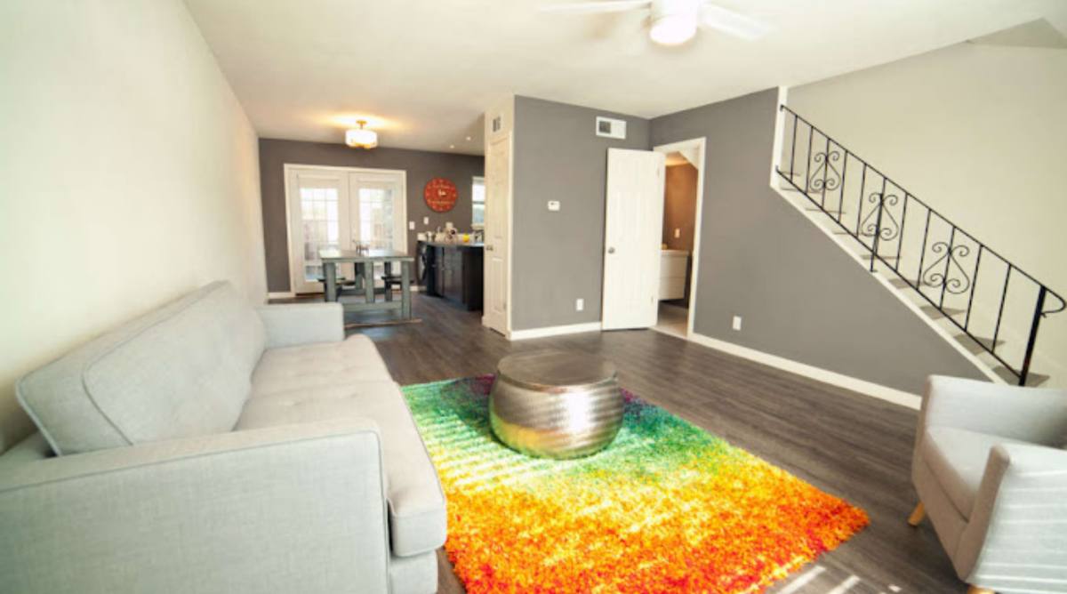 Apartment for rent at 5005 Manor Rd, Austin, TX 78723