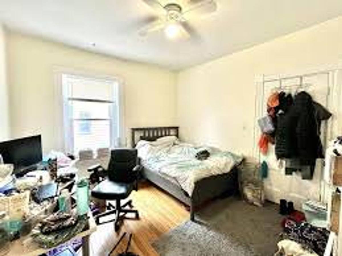 Apartment for rent at 85 Egmont St #2, Brookline, MA 02446