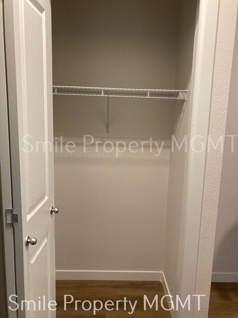 Apartment for rent at 6940 SE Long St, Portland, OR 97206