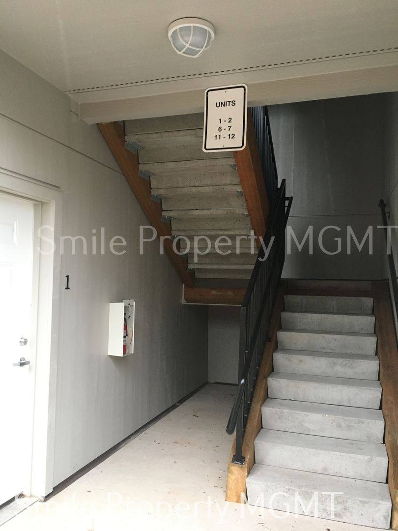 Apartment for rent at 6940 SE Long St, Portland, OR 97206