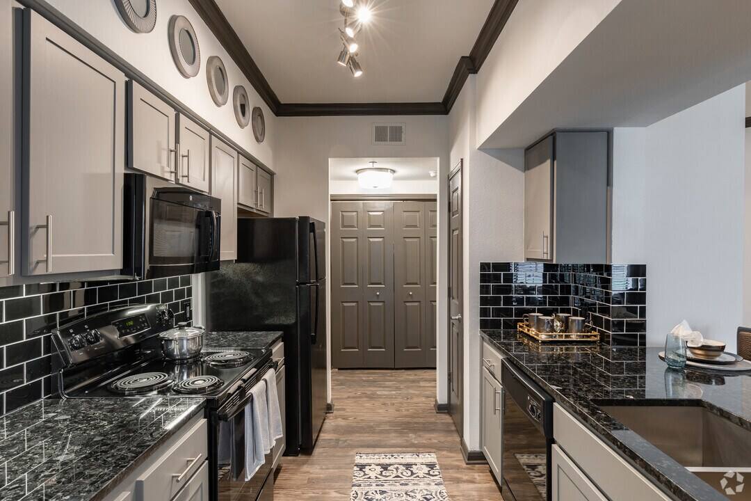 Apartment for rent at 13200 Firebrick Dr #CCS, Houston, TX 77041