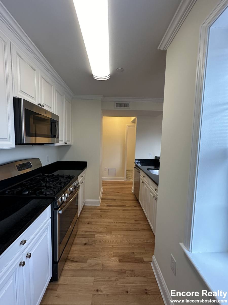 Apartment for rent at 55 Langdon St #13, Cambridge, MA 02138
