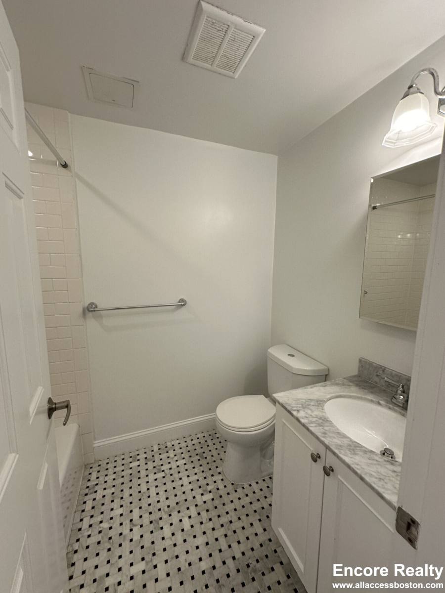 Apartment for rent at 55 Langdon St #13, Cambridge, MA 02138