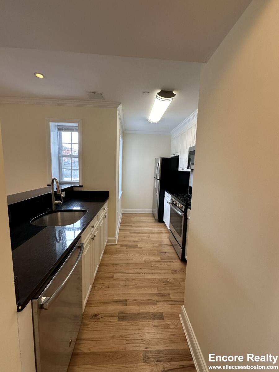 Apartment for rent at 55 Langdon St #13, Cambridge, MA 02138