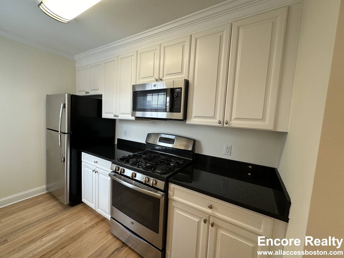 Apartment for rent at 55 Langdon St #13, Cambridge, MA 02138
