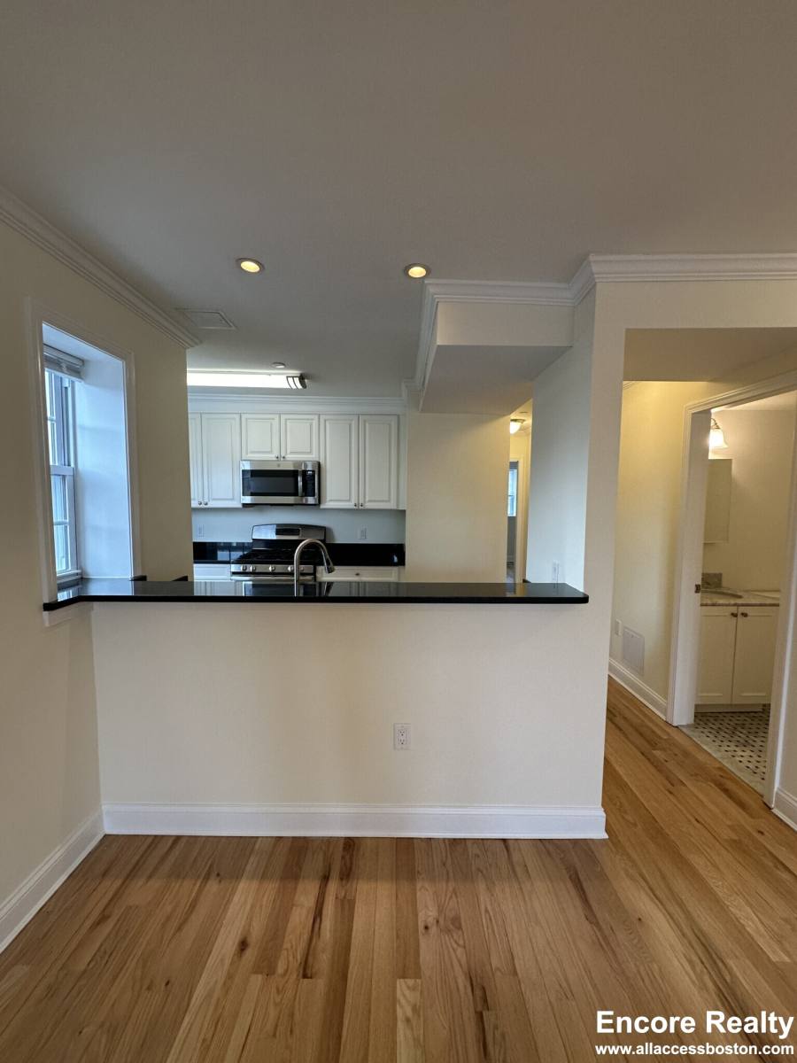 Apartment for rent at 55 Langdon St #13, Cambridge, MA 02138