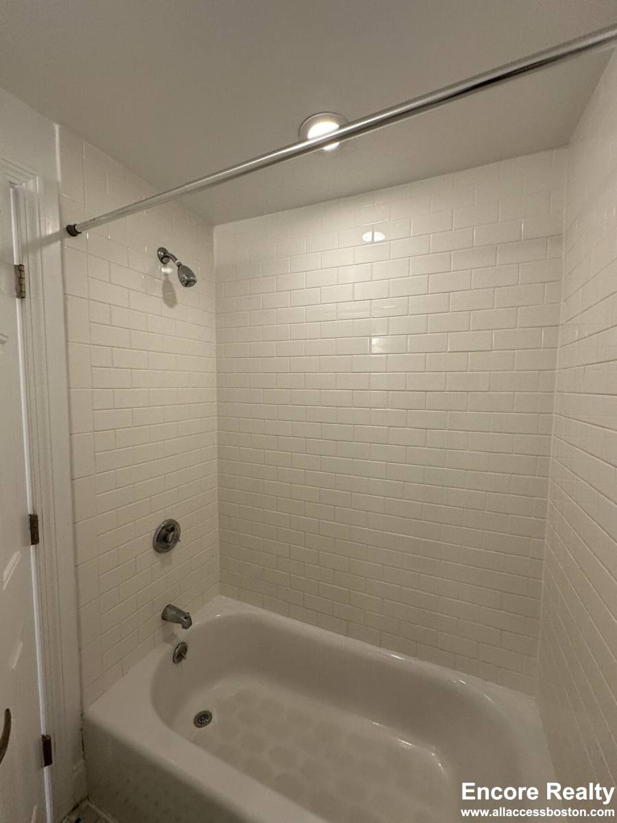 Apartment for rent at 55 Langdon St #13, Cambridge, MA 02138