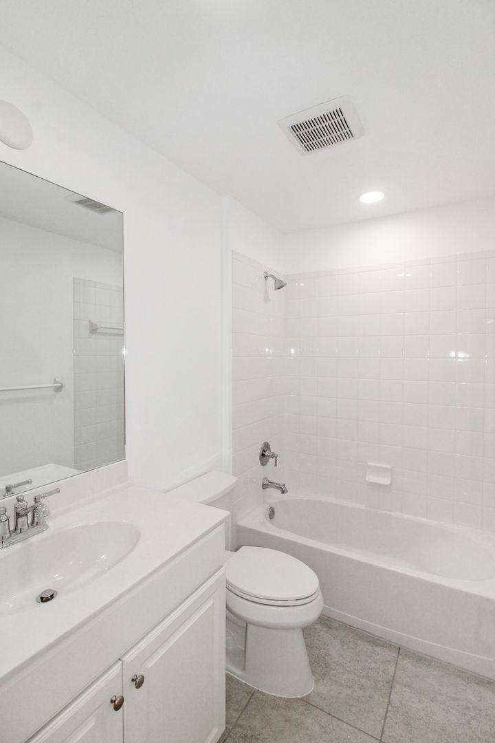 House for rent at 12670 Shimmering Oak Circle, Venice, FL 34293